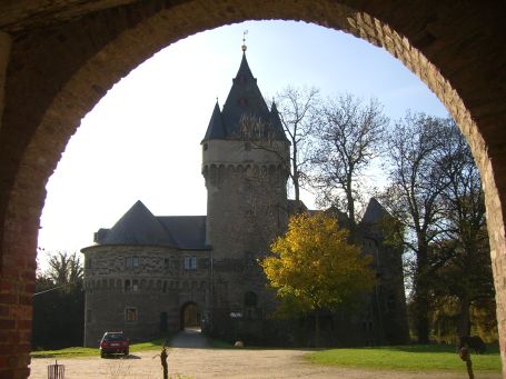 Grevenbroich : Schloss Hülchrath